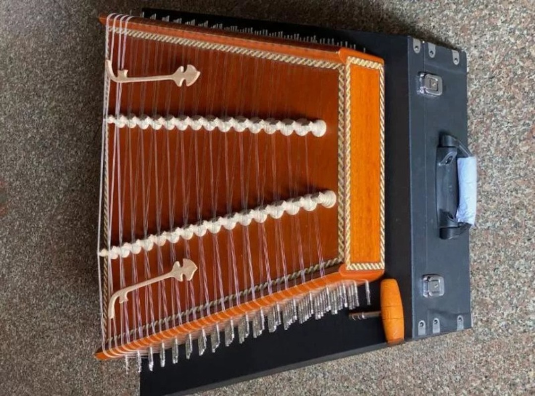 آلات موسيقية هندية مستوردة من  - مراجعة Musical Instrument From India وسعره